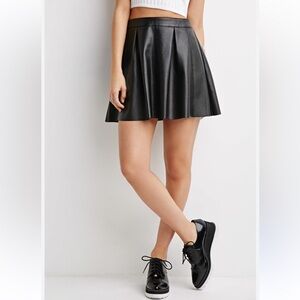 Forever 21 Faux Leather Skater Skirt, Sz M